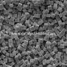 600m2 / g लघु ताकना पेट्रोलियम योजक SAPO-34 Zeolite