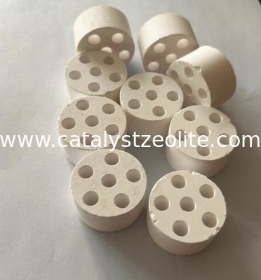 उच्च थर्मल स्थिरता एल्यूमीनियम उत्प्रेरक समर्थन 6 छेद 33mm 18mm